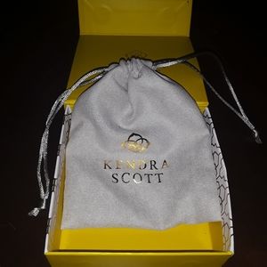 Kendra Scott NOLA short pendent Druzy Necklace